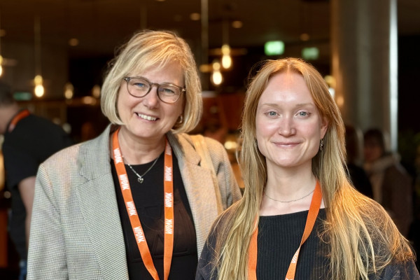 Bilde av Anett Kolstad og Tora Elise Brunvatne.