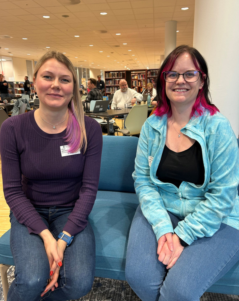 Bilde av Heidi Brennodden, Ringsaker bibliotek og Annelin Saxhaug Aatangen, Høgskolen i Østfold.